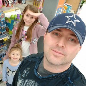 Meet your Posher, Chuck